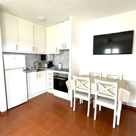 Ca Mestral Urbanizacion Tipica Menorquina. Son Bou