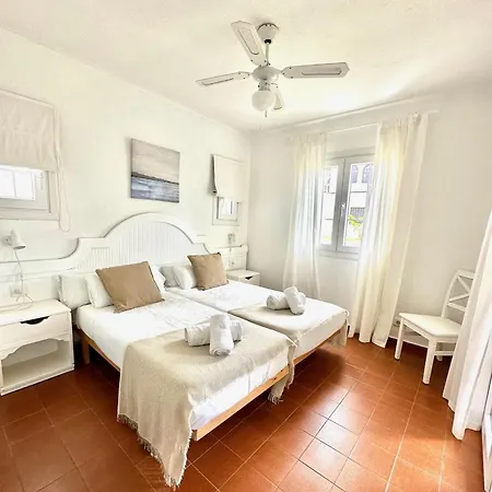 Ca Mestral Urbanizacion Tipica Menorquina. * Son Bou