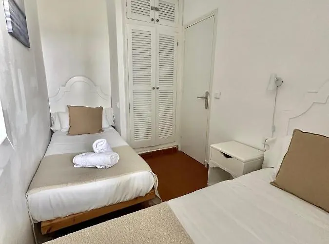 Ca Mestral Urbanización Típica Menorquina. Apartamento *